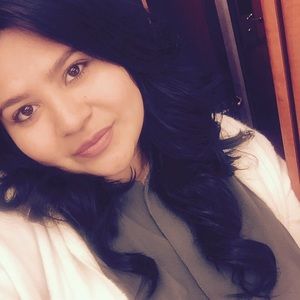 Meet your Posher, Vanessa