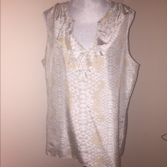 Sleeveless top with ruffled detail