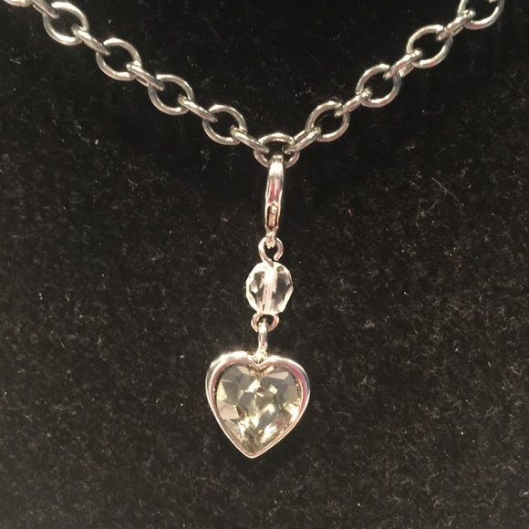 Sabika black diamond heart pendant