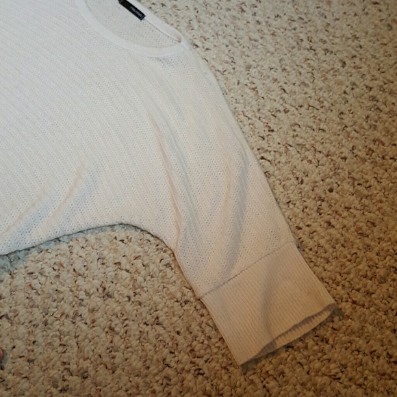 Sweater - Picture 4 of 4