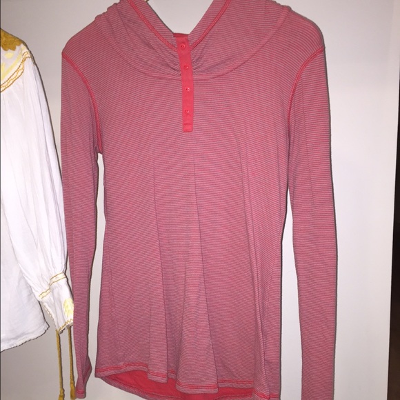 Columbia pullover