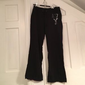 America Eagle black sweatpants L