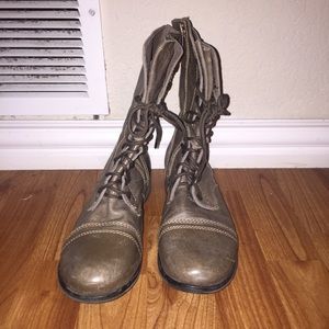 Steve Madden Troopa Boots Grey