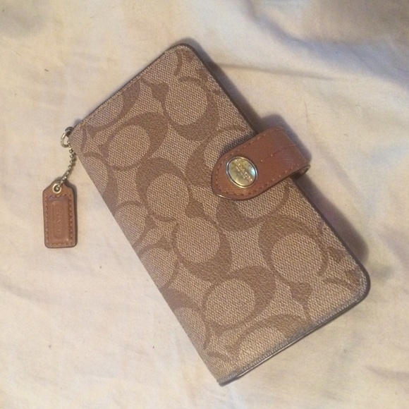 Coach wallet/phone holder