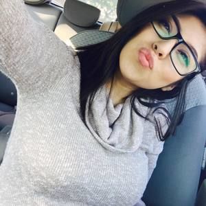 Meet your Posher, Maricela