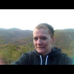 Meet your Posher, Brenda