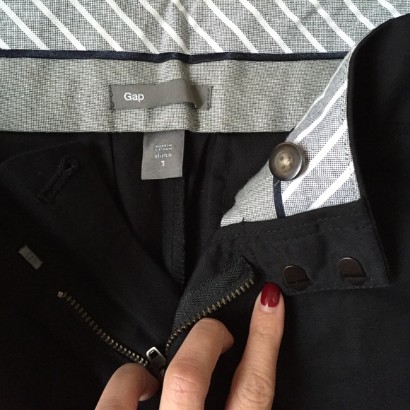 Gap black bermuda shorts - Picture 2 of 4