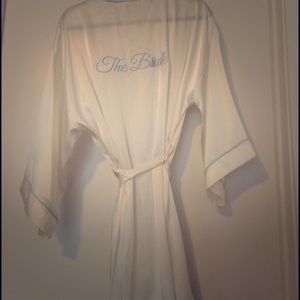 In Bloom Bridal robe