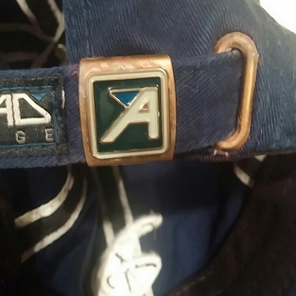 Disney Cap /worn Closure - Picture 4 of 4