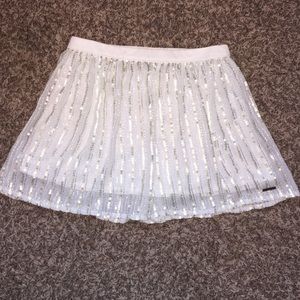 Brand new Abercrombie & Fitch sequence skirt!!