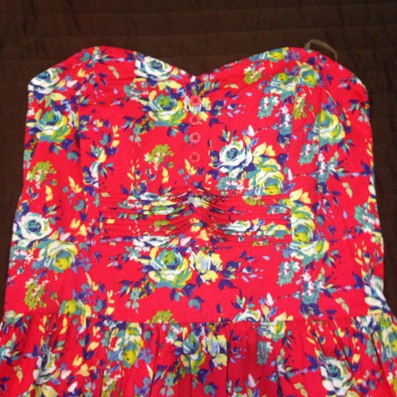 Strapless Floral Dress - Picture 2 of 3