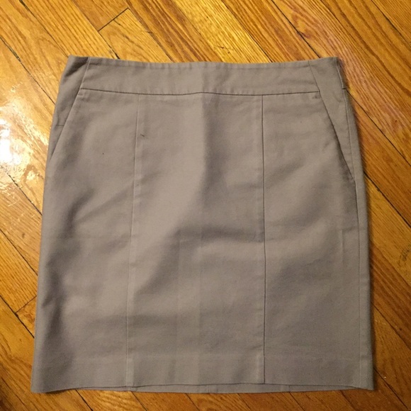 Petite Khaki Pencil Skirt 💗