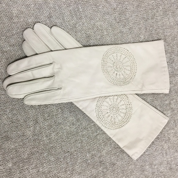 Kenneth Cole soft leather mid-length gloves