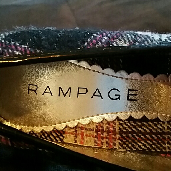 Heels - Picture 4 of 4