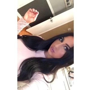 Meet your Posher, Alexis