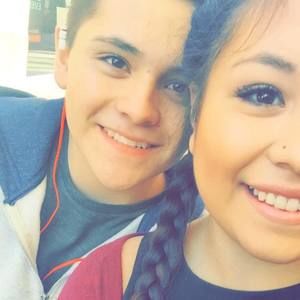 Meet your Posher, Devin