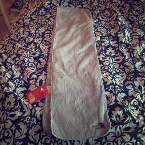 The North Face scarf