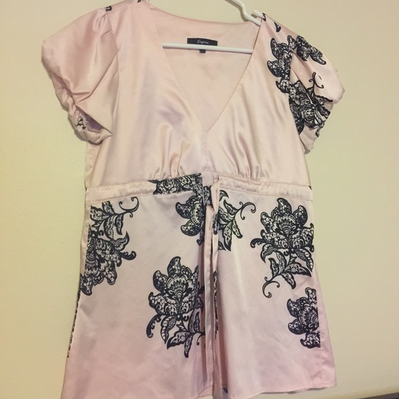 Silk Express Tie Pink Top - Picture 1 of 2