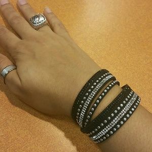 Jewelry - New Beautiful Black Bling Wrap Bracelet Jewelry - New Beautiful Black Bling Wrap Bracelet