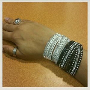 Jewelry - New Beautiful Black Bling Wrap Bracelet Jewelry - New Beautiful Black Bling Wrap Bracelet