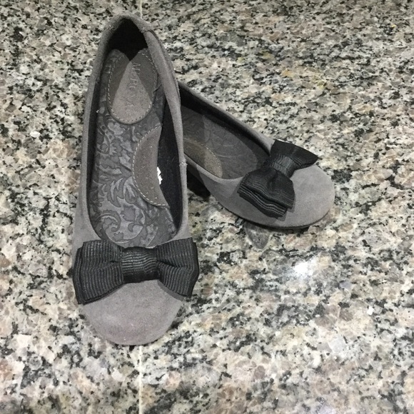 Cute gray suede flats