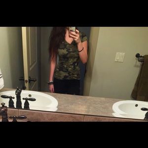 🍀 Camo Tee 🍀