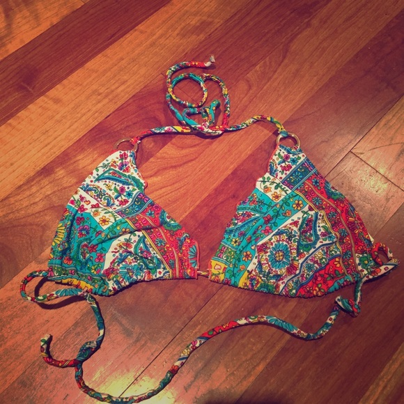 Xhilaration bikini top