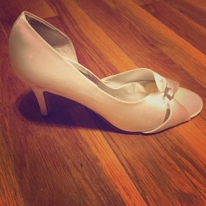 Ivory Wedding Heals