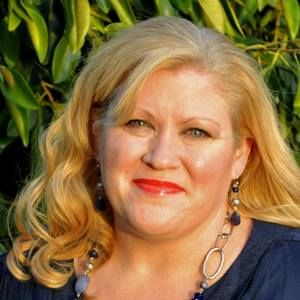Meet your Posher, Courtney