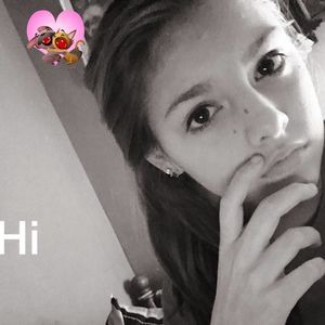 Meet your Posher, Alexis