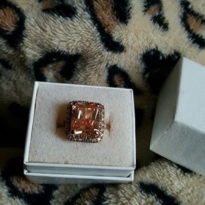 Gold tone cocktail ring