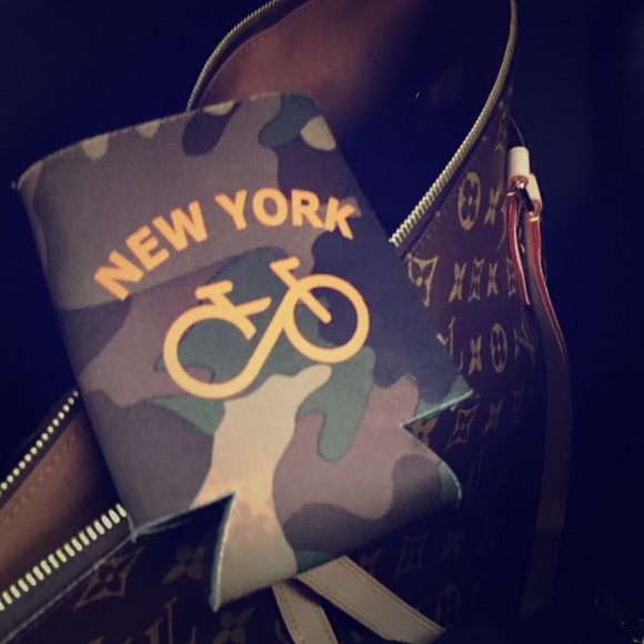 NY BIKE Coozie !
