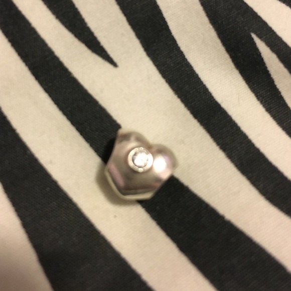 Pandora charm-big smooth heat with rhinestone