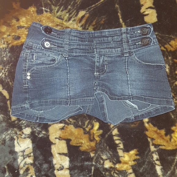 ***2 for $18*** Sz 3 5ive shorts