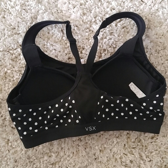 Victoria Secret - Picture 4 of 4