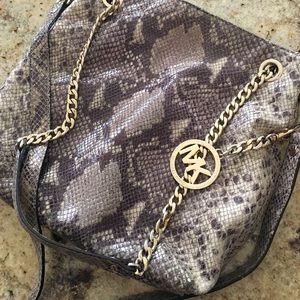 💘 PRE LOVED MK. Lowest price!