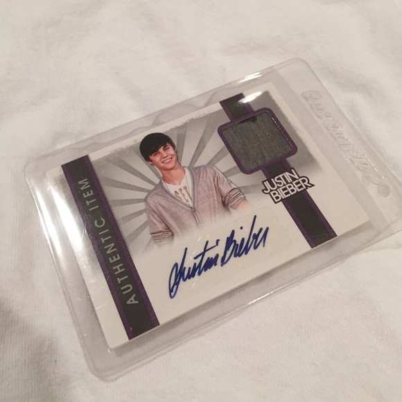 Justin Bieber Signed Card