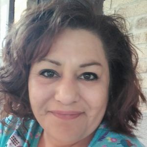 Meet your Posher, Nora