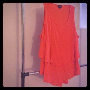 ***price reduced * Ruffled tunic tank