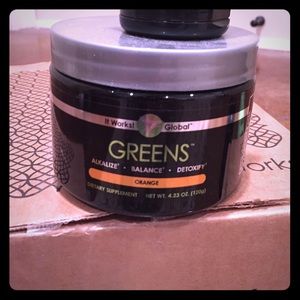 It works Greens (orange flavor)