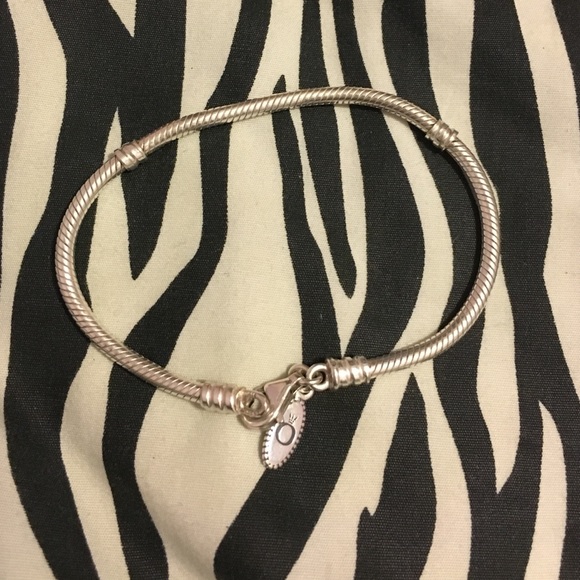 Pandora bracelet w/lobster clasp