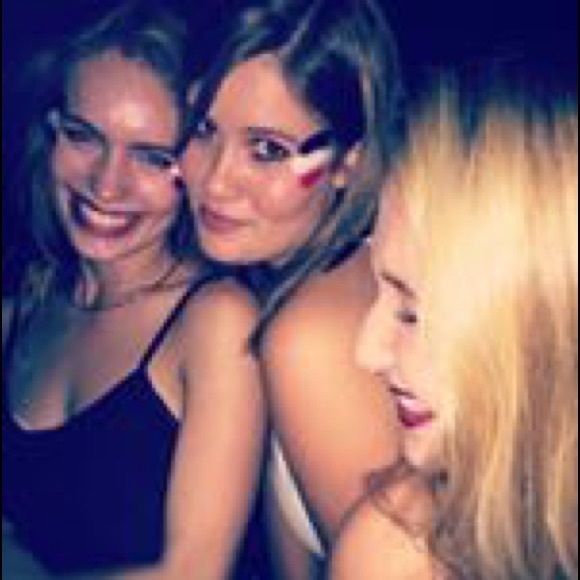 Meet your Posher, Mary cameron - Picture 1 of 1