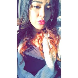 Meet your Posher, Fatima