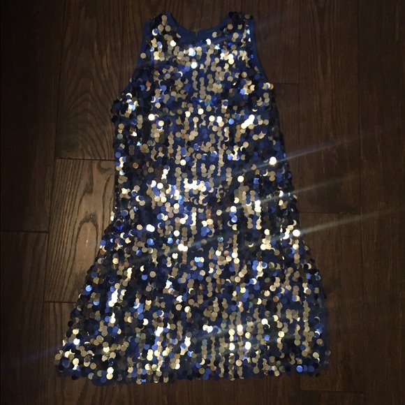 DANCE COSTUME
