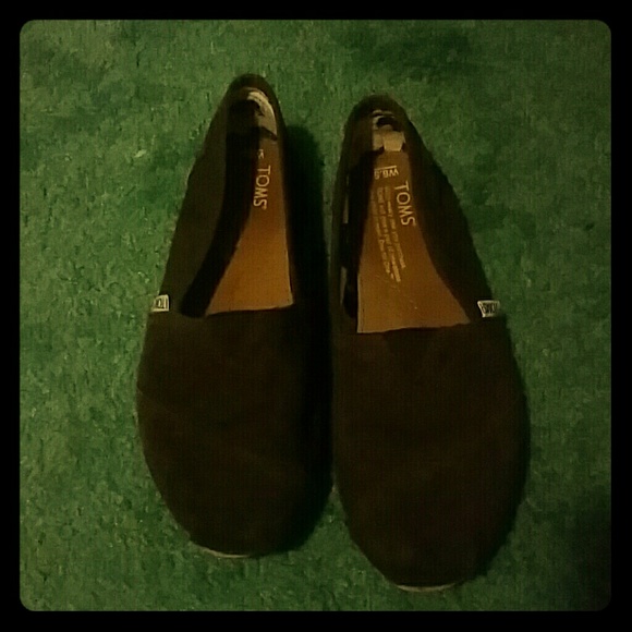 Toms