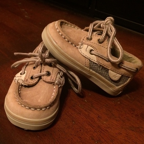 unisex baby sperrys 😍😍😍