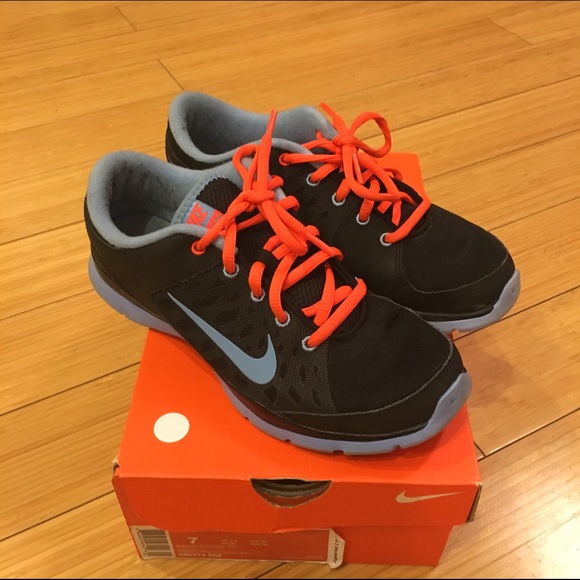 Women's Nike Flex Trainer 3 Blue/Orange  size 7