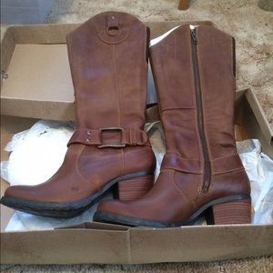Born Lorenza tan riding boots