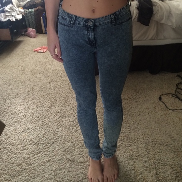 Acid washed jeans