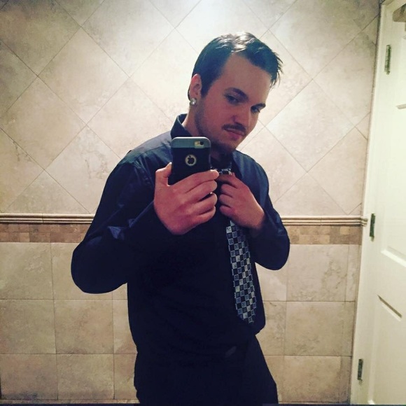 Meet your Posher, Kyle